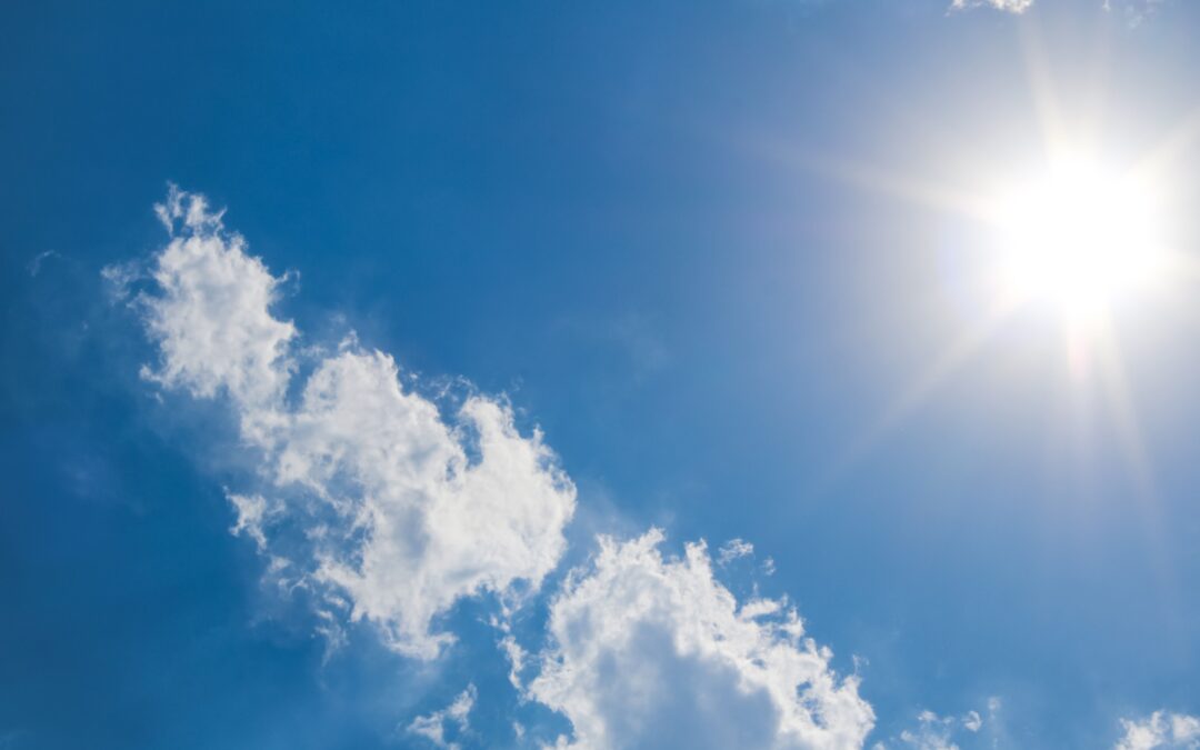 Cuidados del sol en verano: cómo proteger tu piel y disfrutar de forma segura
